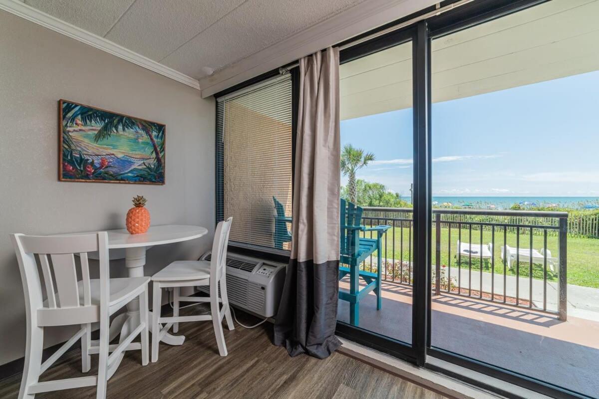 Ground Floor Ocean Front Studio - Caravelle Resort 124 Myrtle Beach Ngoại thất bức ảnh